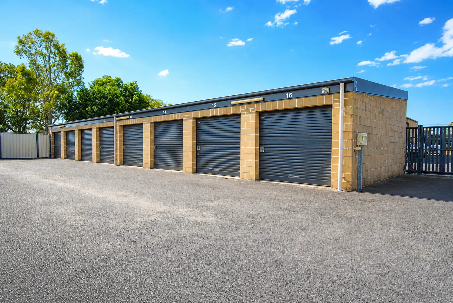 Moore Park Beach Storage Units